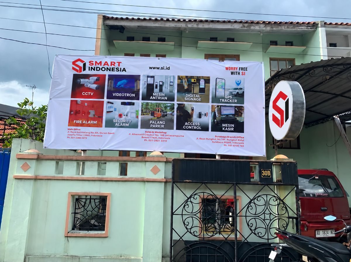 Foto tampak depan kantor CV Smart Indonesia cabang Solo