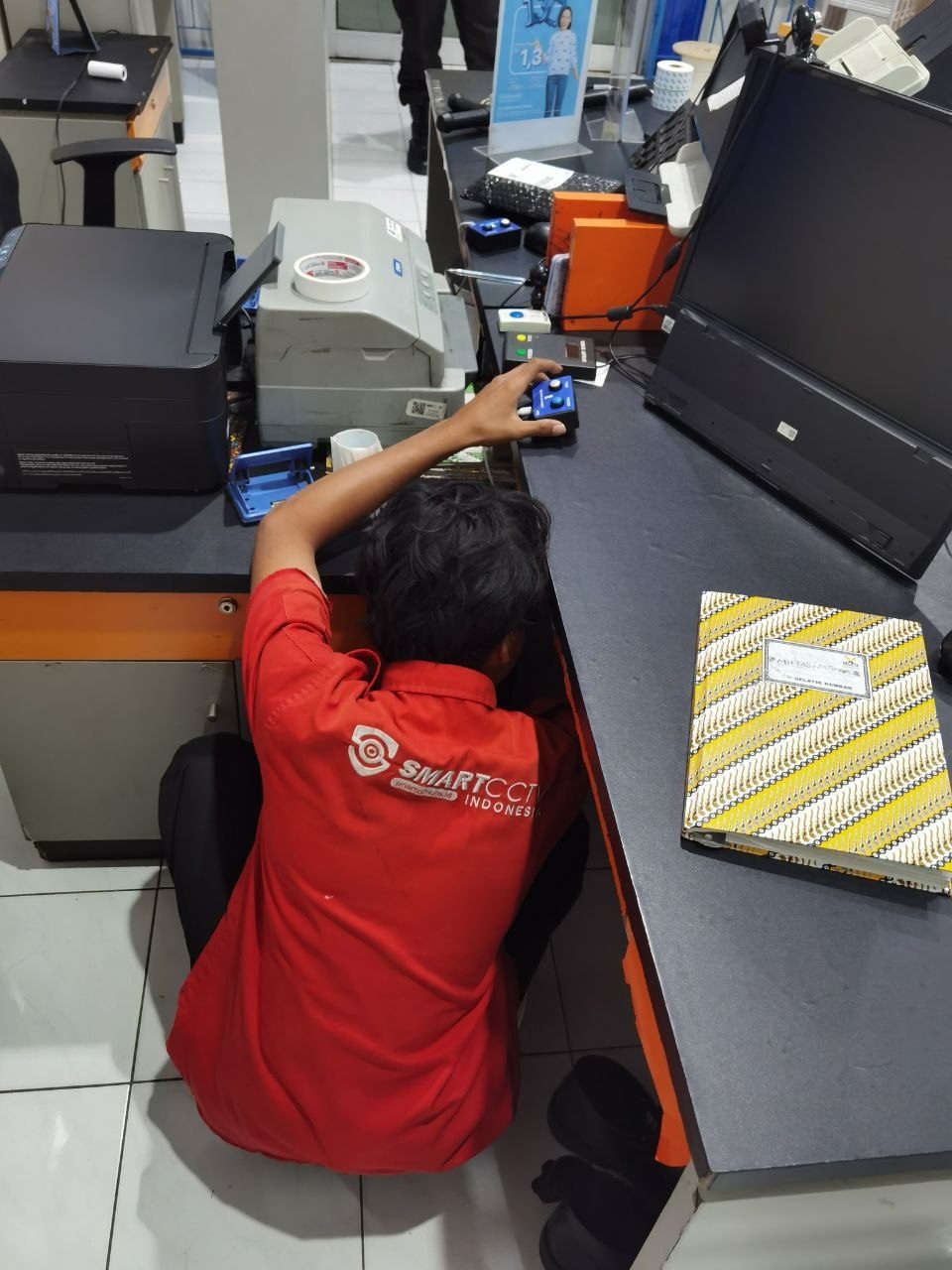 Mesin antrian terpasang di area layanan BRI Unit Nolokerto